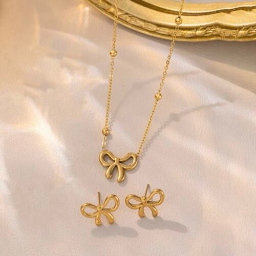 Bow Chain Pendant Set