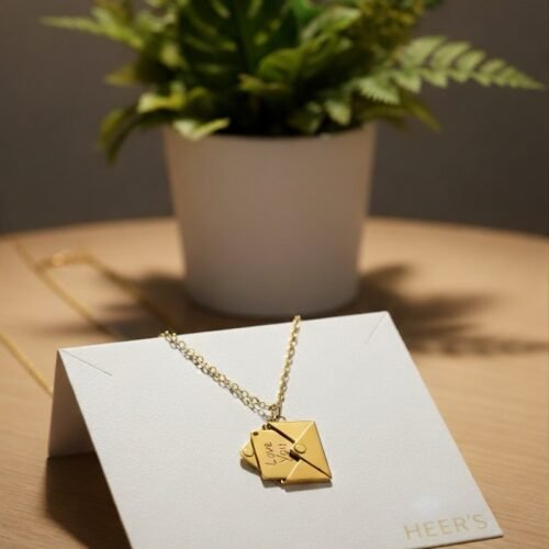 Envelope Love Chain