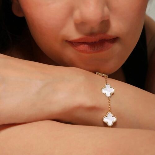 Pure Grace (White Bracelet)