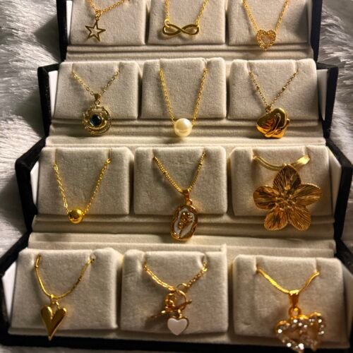 Pendant Box of 12